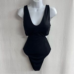 Yukari ladies black cut out one piece swimsuit size XL (NWT)